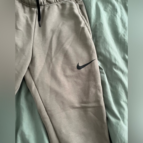 Nike standard fit joggers - Picture 6 of 6